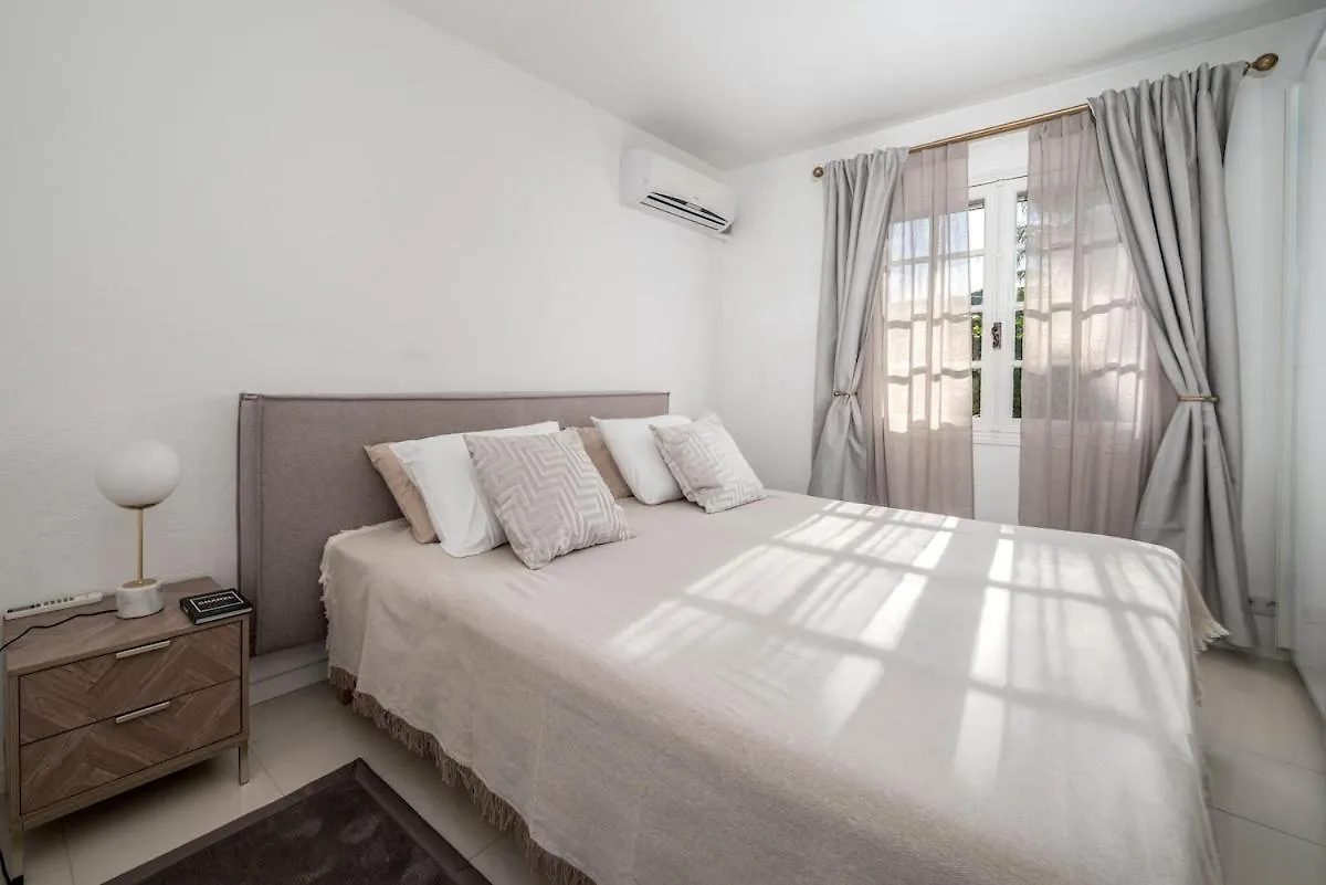 Villa Cap D 'Antibes Salis Beach 30 Meters 0*, Antibes Frankreich